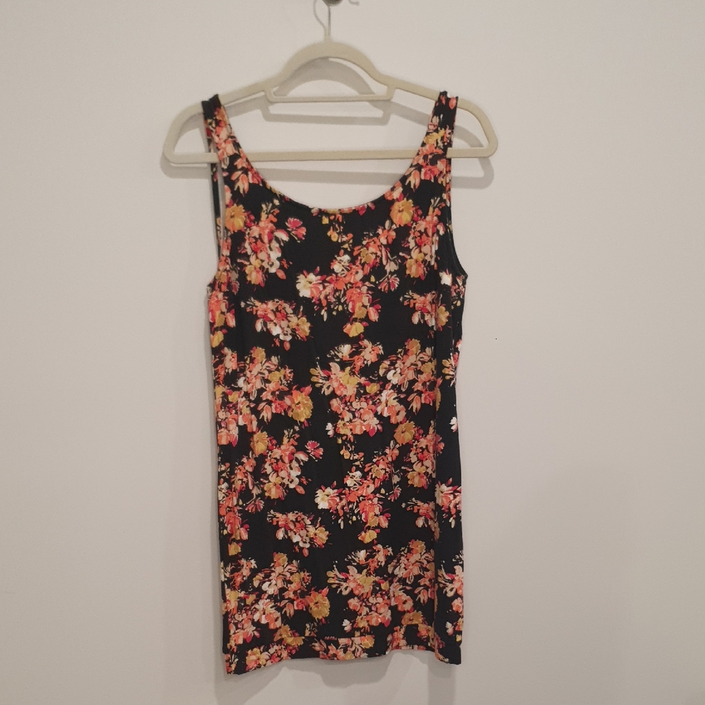 NWT Oh My Love UK Floral Sleeveless Scoop Back Dress Or Tunic, Size Medium Large